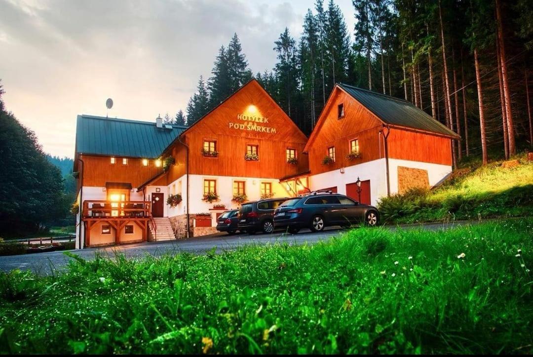 Hotylek Pod Smrkem Hotel Harrachov Exterior photo